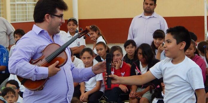 30 escuelas participarán en este programa 30 escuelas participarán en este programa