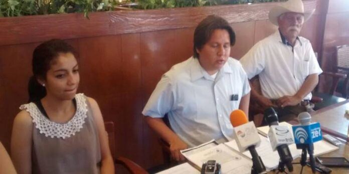 Walter Valdés, candidato independiente. Walter Valdés, candidato independiente.