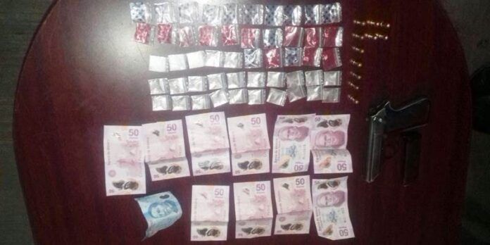 Traía 50 dosis de droga Traía 50 dosis de droga