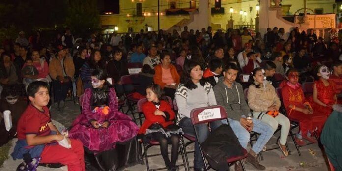 Más de 1.200 personas disfrutaron de las películas Más de 1.200 personas disfrutaron de las películas