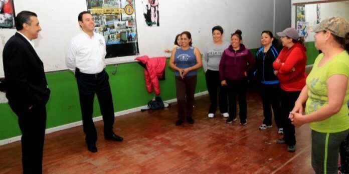 Convive con trabajadores Convive con trabajadores