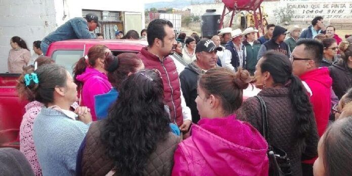 500 personas esperan el apoyo 500 personas esperan el apoyo