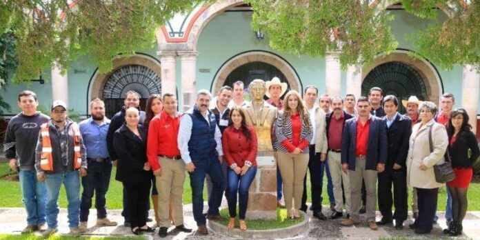 8 municipios visitó el gobernador 8 municipios visitó el gobernador