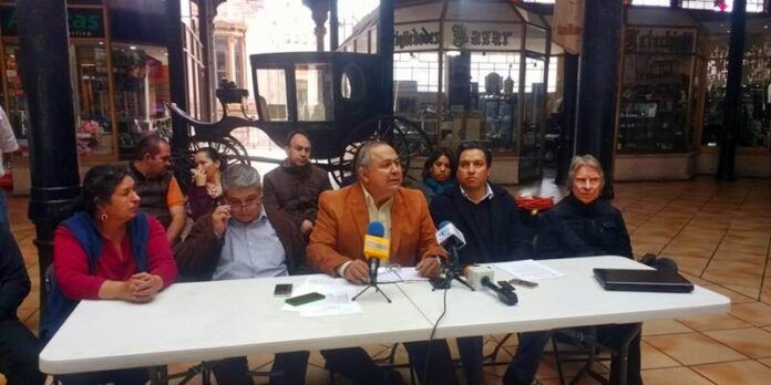 Locatarios presentan proyecto Locatarios presentan proyecto