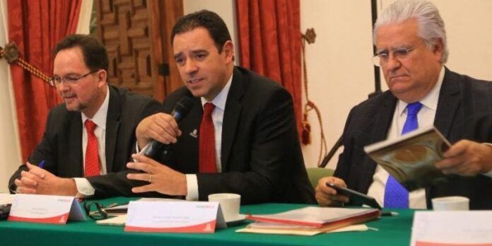 Tello se reunió con el Consejo Estatal de Desarrollo Económico Tello se reunió con el Consejo Estatal de Desarrollo Económico