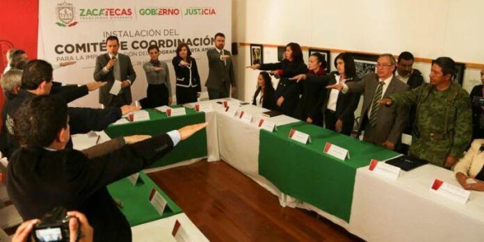 Tello toma protesta a integrantes Tello toma protesta a integrantes