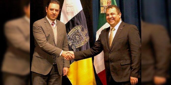 Gobernador y rector firmaron un convenio Gobernador y rector firmaron un convenio