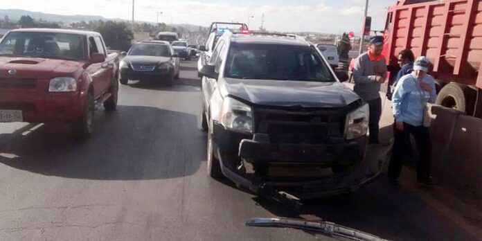 Causan congestionamiento vial Causan congestionamiento vial