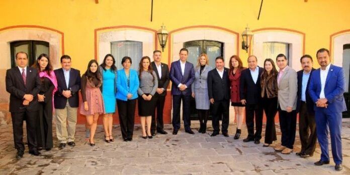 Gobernador y diputados del PRI, PVEM y Panal Gobernador y diputados del PRI, PVEM y Panal