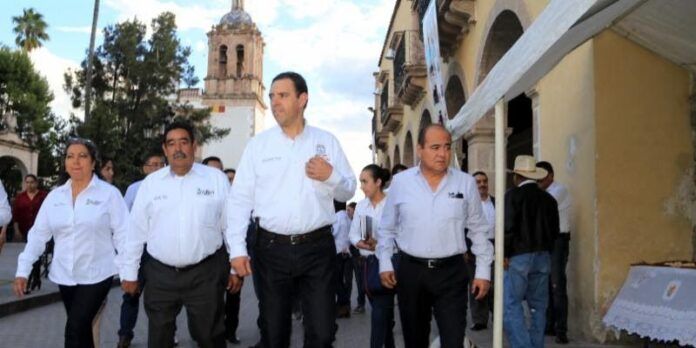 Tello se reunió con alcaldes, regidores y diputados Tello se reunió con alcaldes, regidores y diputados