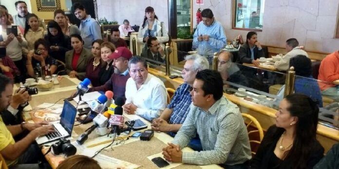 David Monreal y líderes de Morena ofrecieron una conferencia de prensa David Monreal y líderes de Morena ofrecieron una conferencia de prensa