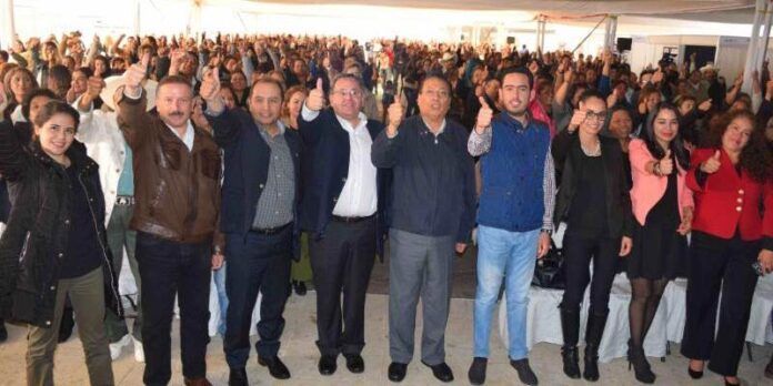 Participan 38 empresas Participan 38 empresas