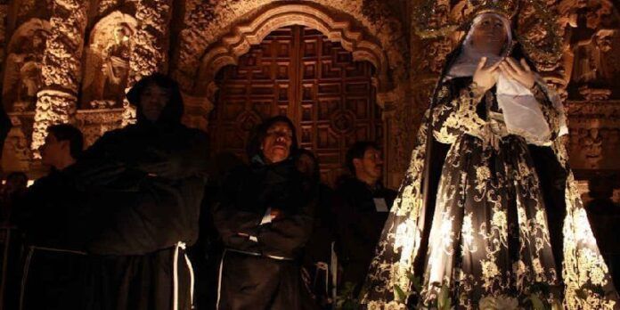 procesion-silencio-7c4