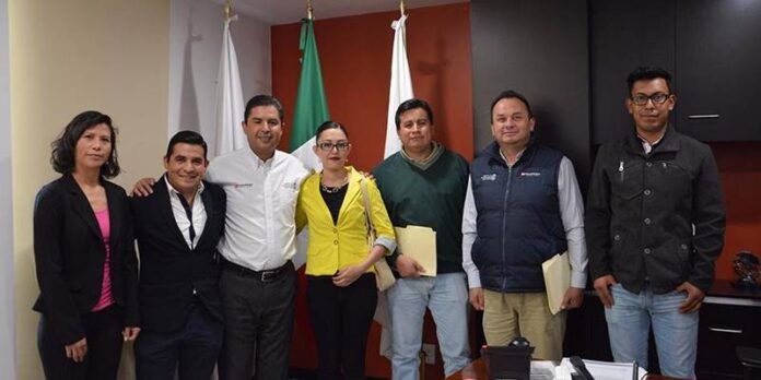 Alcalde se reúne con patronato Alcalde se reúne con patronato