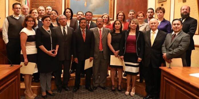 Les piden compromiso y dedicación Les piden compromiso y dedicación