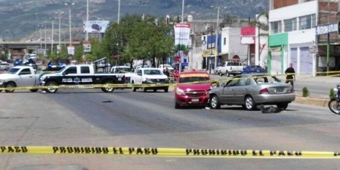 Detienen a 2 sujetos Detienen a 2 sujetos