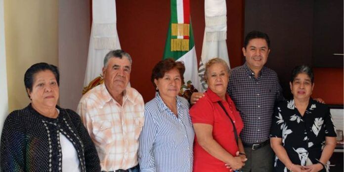Viajarán padres a Estados Unidos Viajarán padres a Estados Unidos