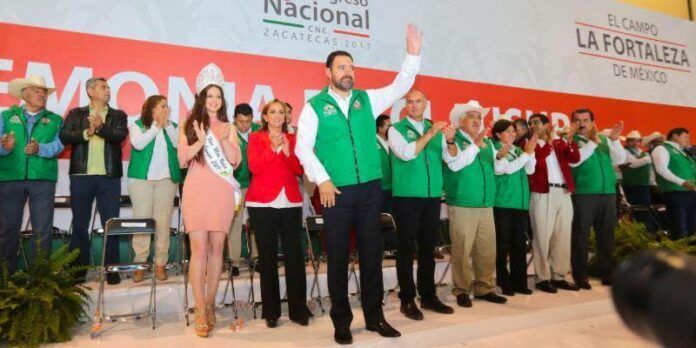 Gobernador reafirma compromiso con el campo Gobernador reafirma compromiso con el campo