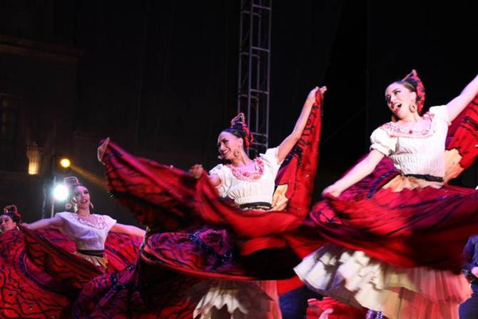 ballet-2.jpg