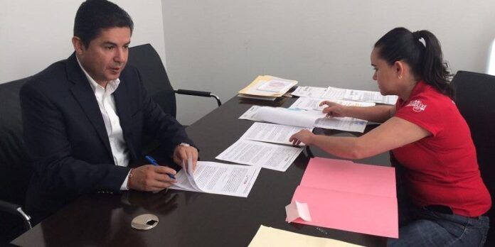 firma-enrique-flores-30d