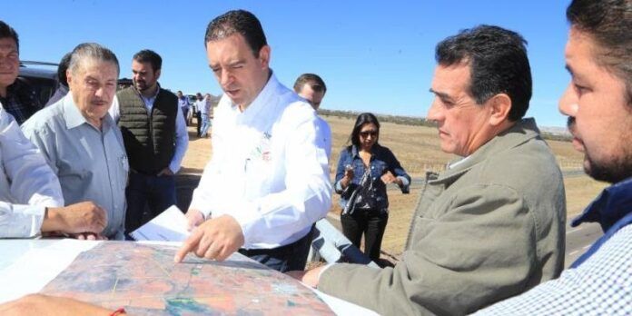 Visitaron terreno de Parque Agroindustrial Visitaron terreno de Parque Agroindustrial