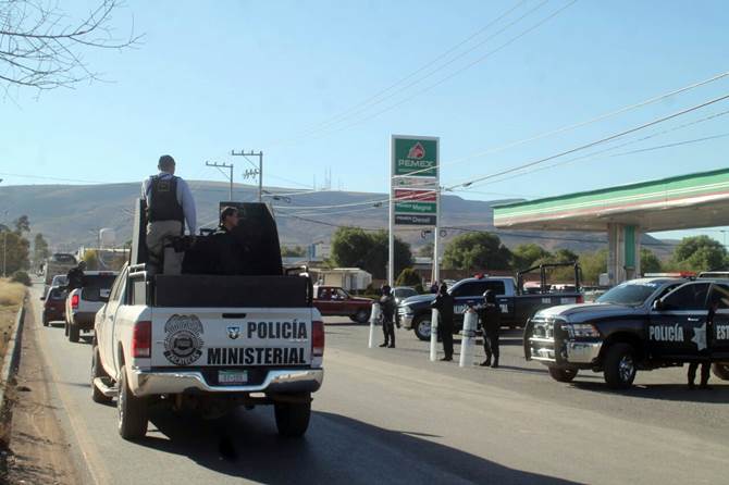 policia-gasolina.jpeg