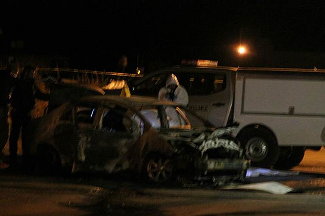coche-quemado-1.jpeg