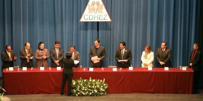 Luz Domínguez rindió su primer informe Luz Domínguez rindió su primer informe