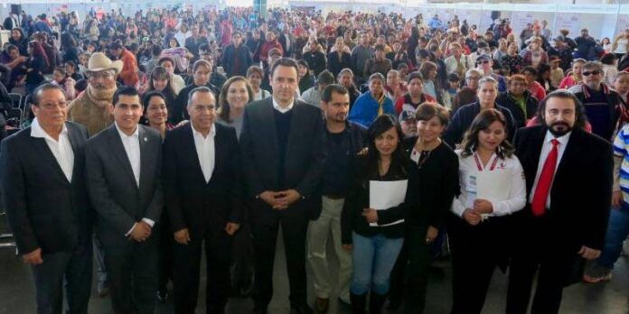 Apoyan a 658 ciudadanos Apoyan a 658 ciudadanos