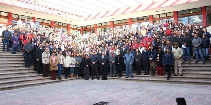 Se toma la foto del recuerdo Se toma la foto del recuerdo