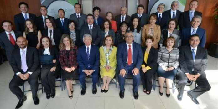 Paula Rey Ortiz Medina firmó el convenio Paula Rey Ortiz Medina firmó el convenio