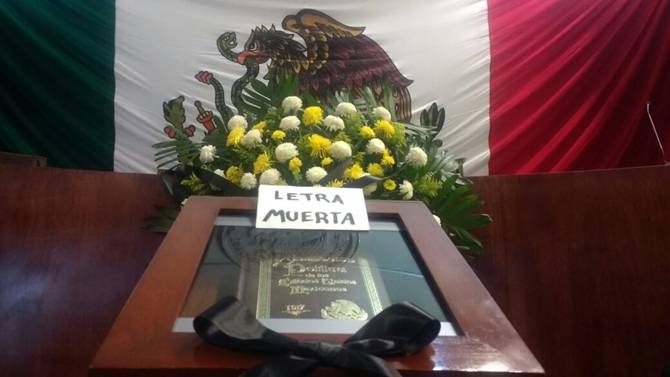 constitucion.JPG