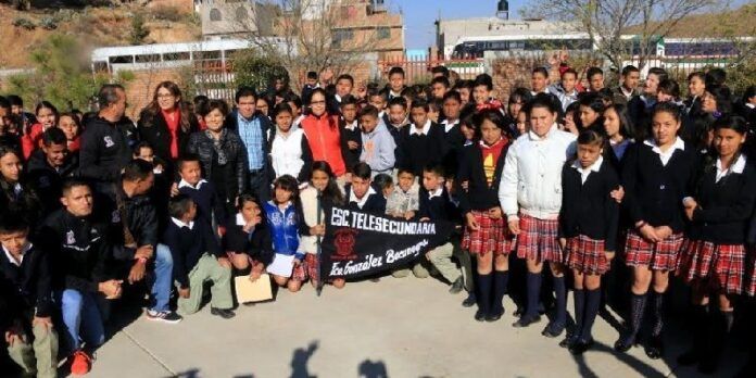 Arrancan programa en Telesecundaria Francisco González Bocanegra Arrancan programa en Telesecundaria Francisco González Bocanegra