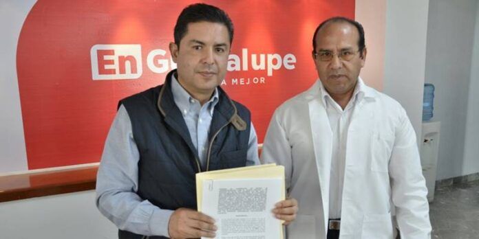 Enrique Flores y Roberto Velasco Enrique Flores y Roberto Velasco