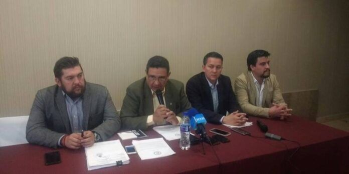 Ingenieros de Minas Metalurgistas y Geólogos Ingenieros de Minas Metalurgistas y Geólogos