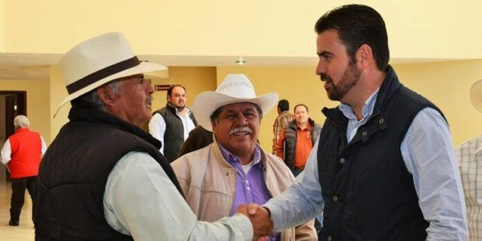 Alcalde con productores Alcalde con productores
