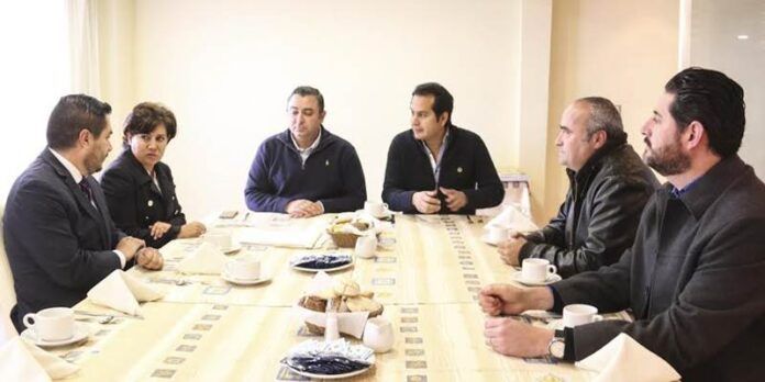 Judit Guerrero se reúne con empresarios Judit Guerrero se reúne con empresarios