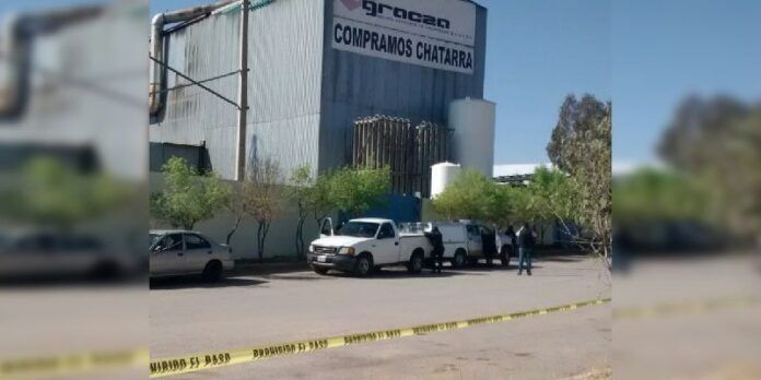 Policías y peritos acudieron al lugar
