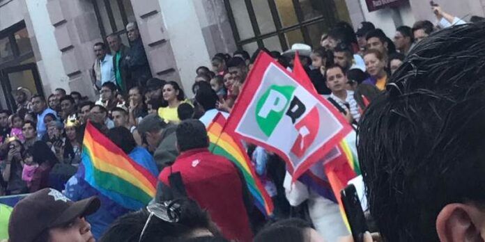 Participan diputados del PRI y PRD Participan diputados del PRI y PRD