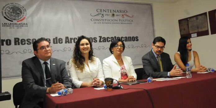 Realizan foro Realizan foro