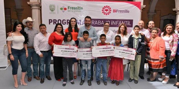 50 niños beneficiados 50 niños beneficiados