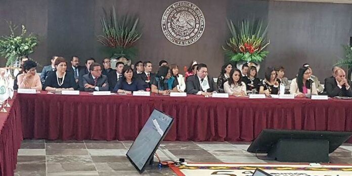 Buscan cumplir estándares nacionales e internacionales Buscan cumplir estándares nacionales e internacionales
