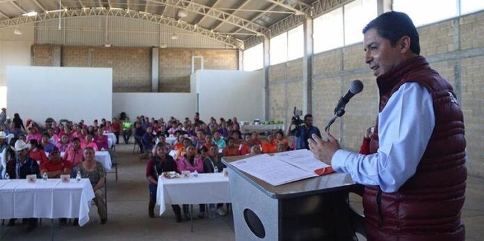 Alcalde inaugura cursos con SNE Alcalde inaugura cursos con SNE