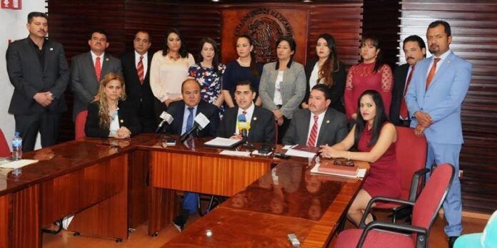 Diputados del PRI, PVEM y Panal fijaron su postura Diputados del PRI, PVEM y Panal fijaron su postura