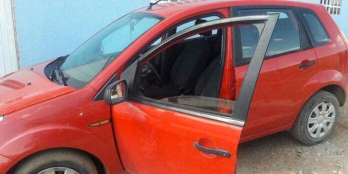 Iban en auto robado Iban en auto robado