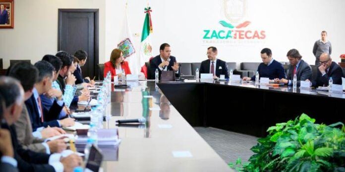 Secretario asiste a reunión de Gabinete Secretario asiste a reunión de Gabinete