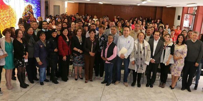 Brindan conferencia en la presidencia Brindan conferencia en la presidencia