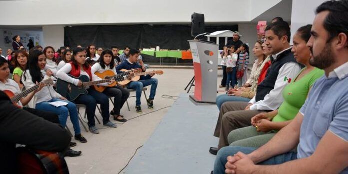 Clausuran cursos de Hábitat