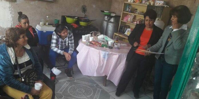 Sensibilizan a madres de familia Sensibilizan a madres de familia