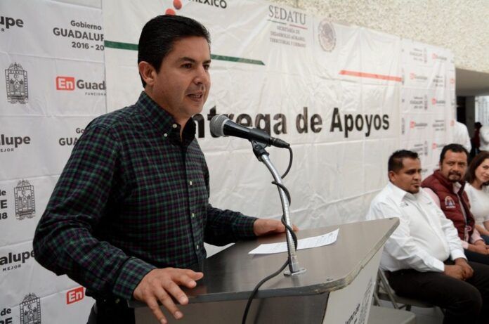 Enrique Flores Mendoza